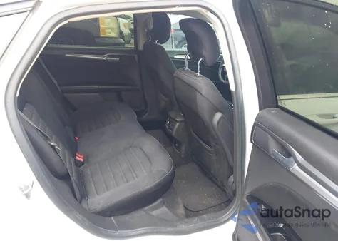 2014 Ford Fusion Se z USA, uszkodzony, nr VIN 3FA6P0H79ER322821